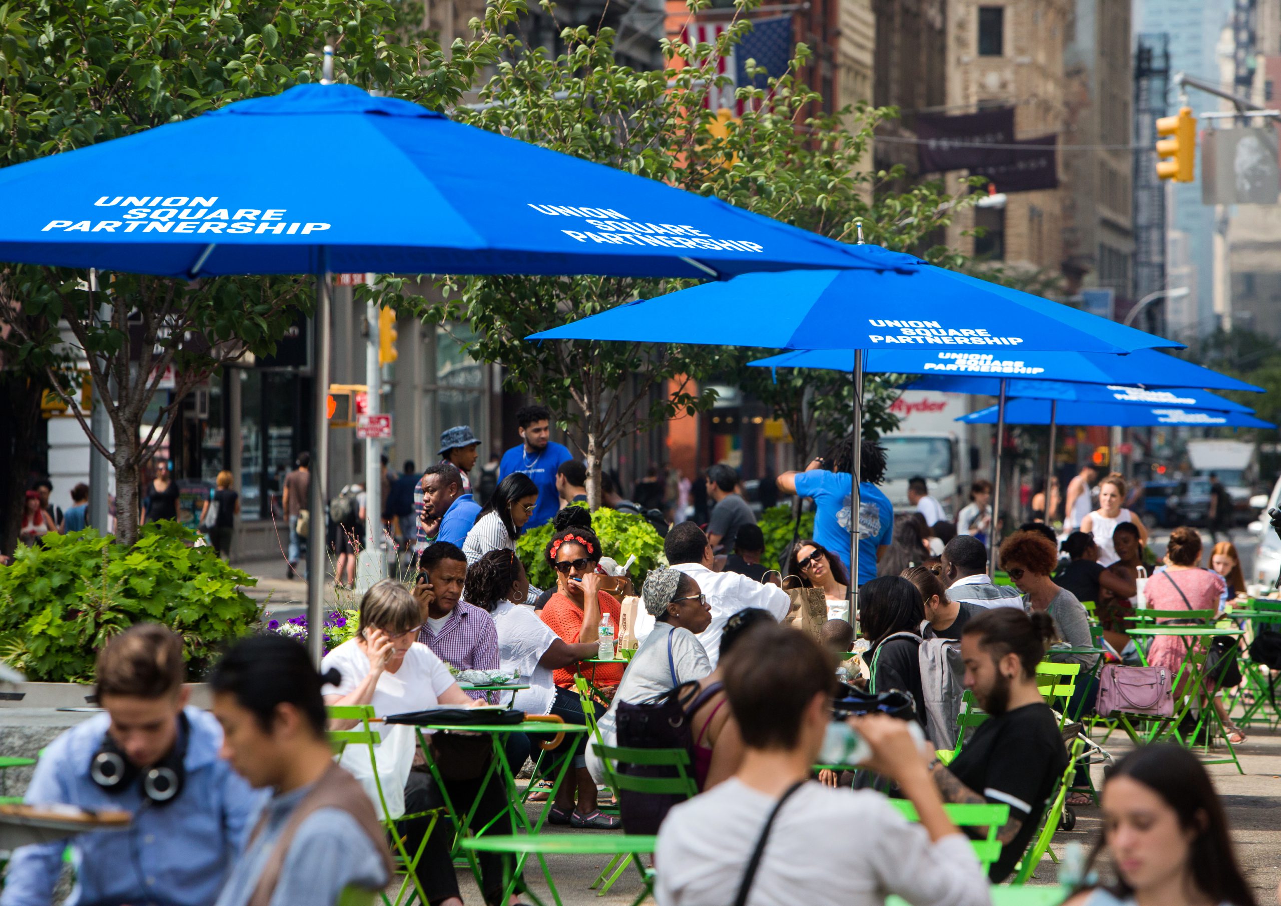 0543 Summerinthesq 2015 Crop (JPG)