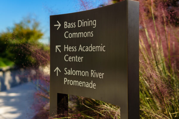 Research Campus Sign System