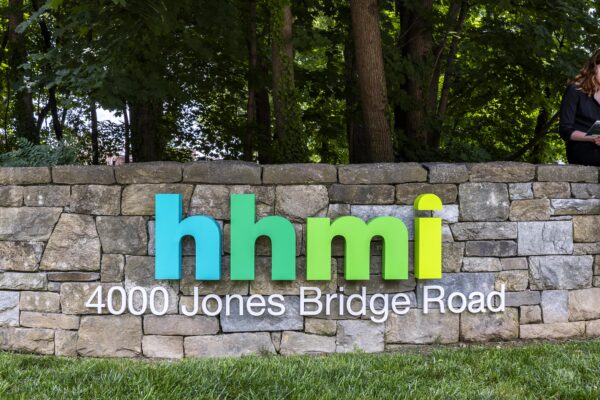Multicolor Campus Signage for HHMI