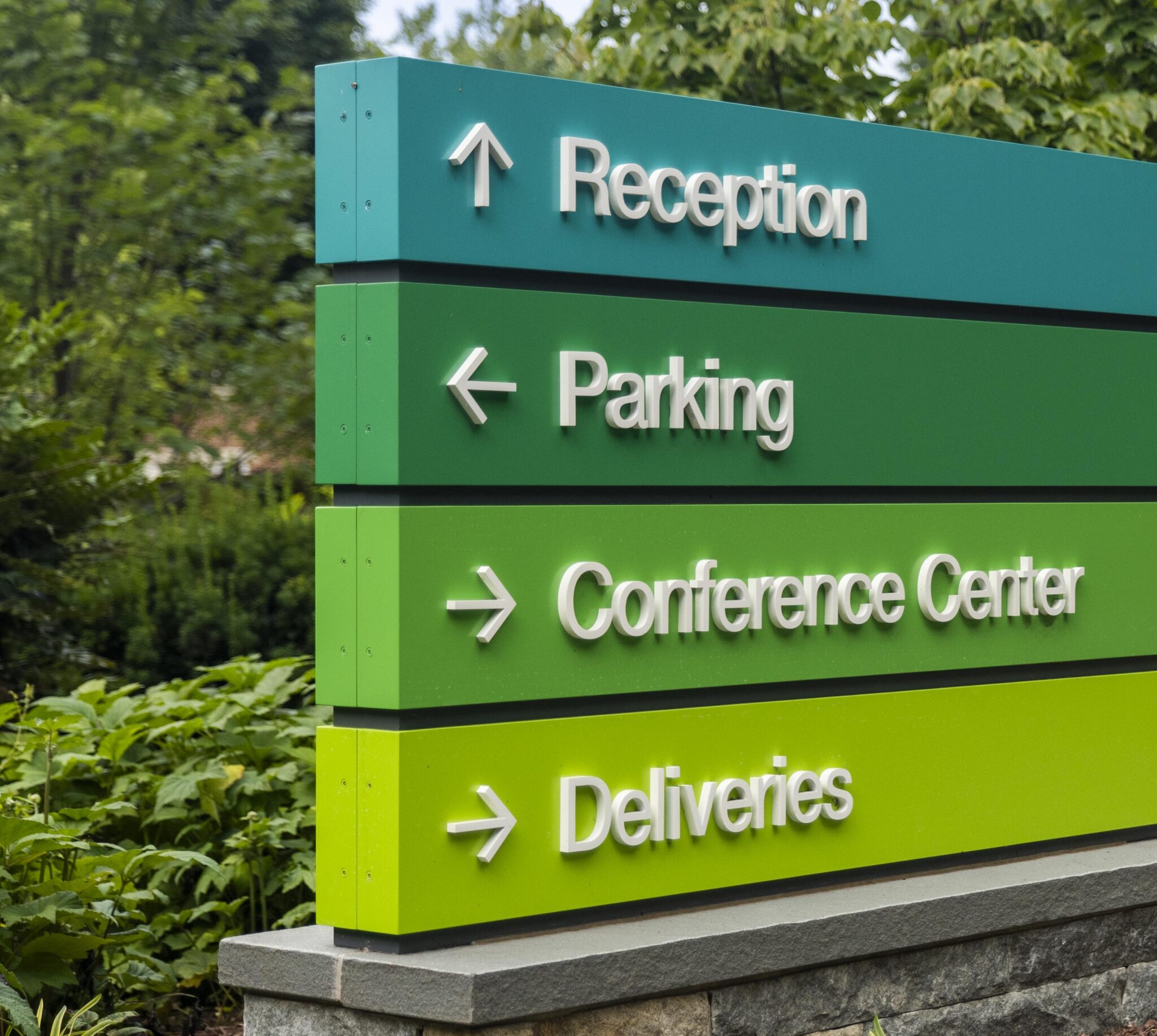 Multicolor Campus Signage for HHMI - C&G Partners